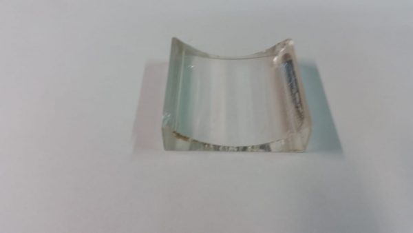 עדשה מרובעת